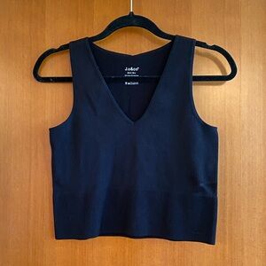 cropped black ribbed v neck tank